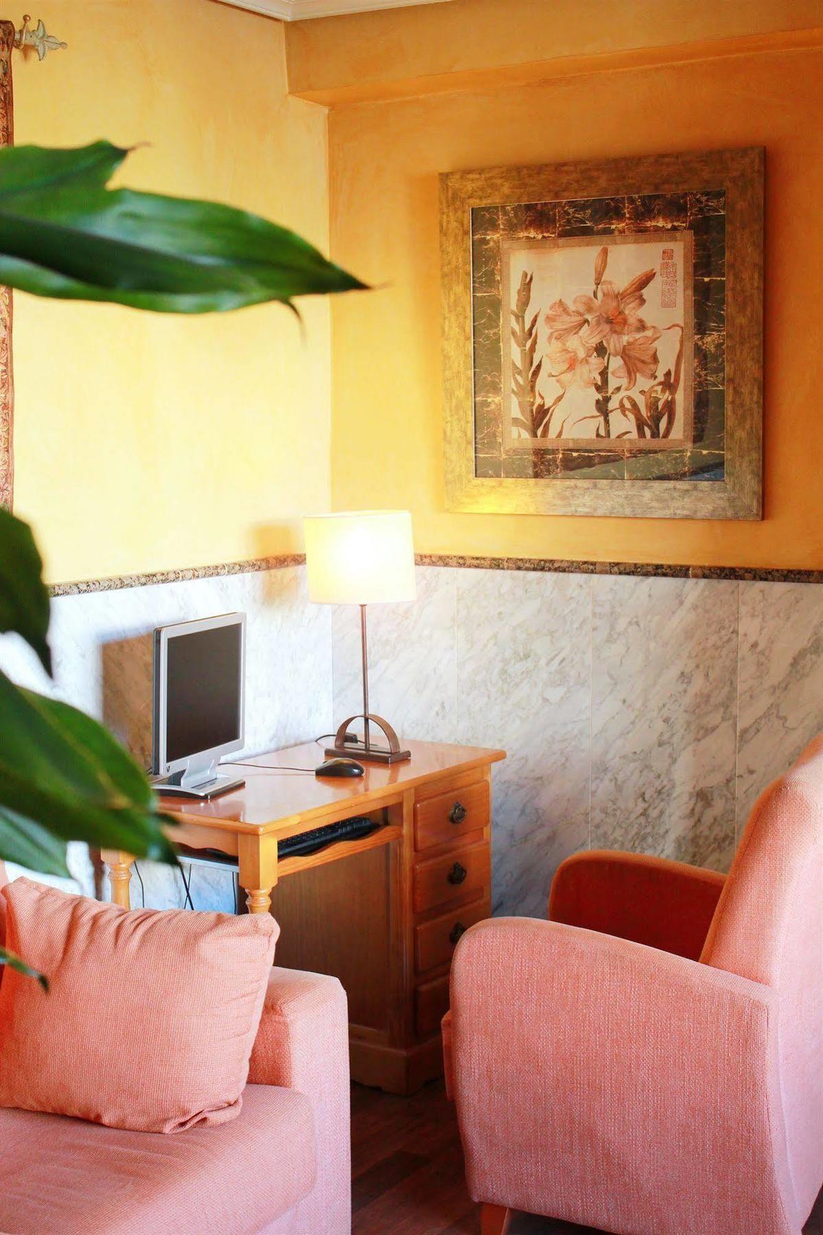 Hotel La Paz Ubeda  Bagian luar foto