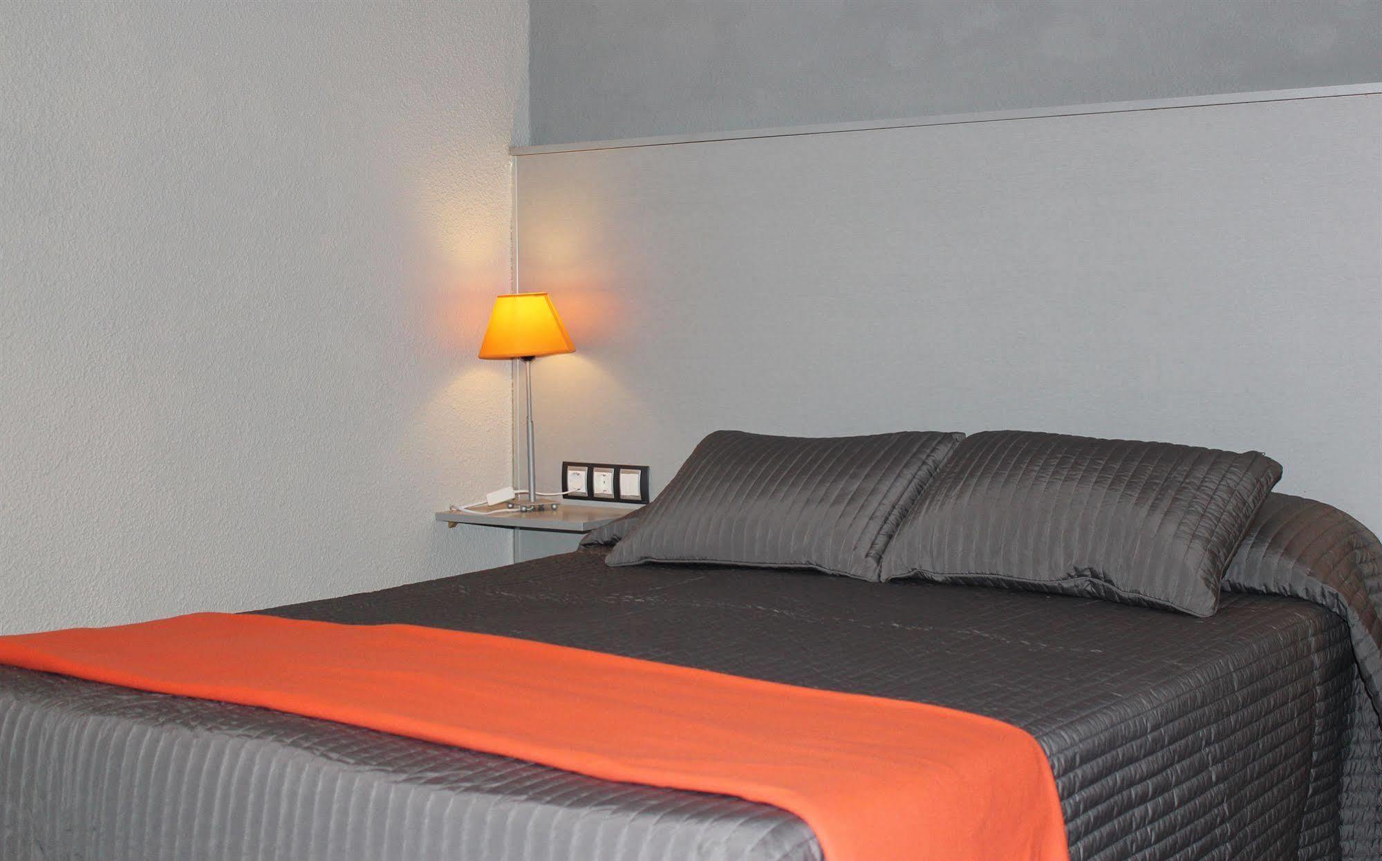 Hotel La Paz Ubeda  Bagian luar foto